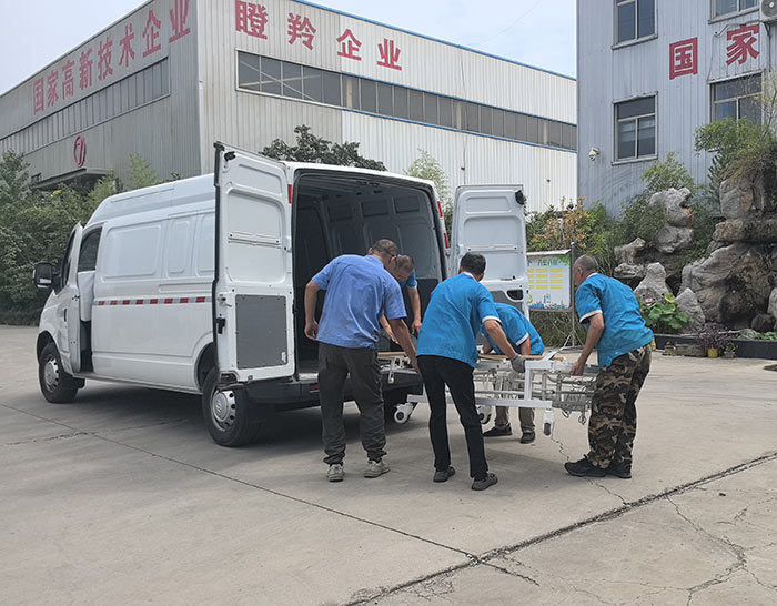 乐康医疗集团，承担社会责任。(图2)